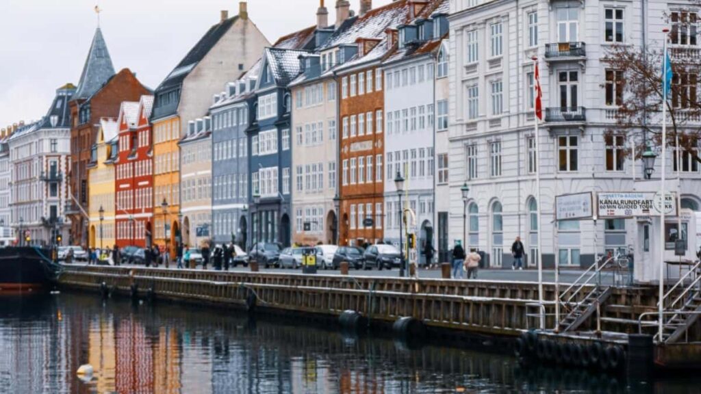 2025 Snapchat Influencer Marketing mit Russia Brands in Austria finden