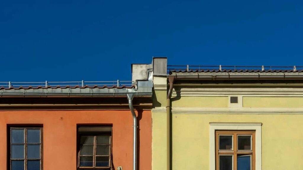 Praktische Anleitung fur osterreichische Advertiser: wie man marokkanische YouTube-Creators fur Beauty-Launches identifiziert, bewertet und performant aktiviert.