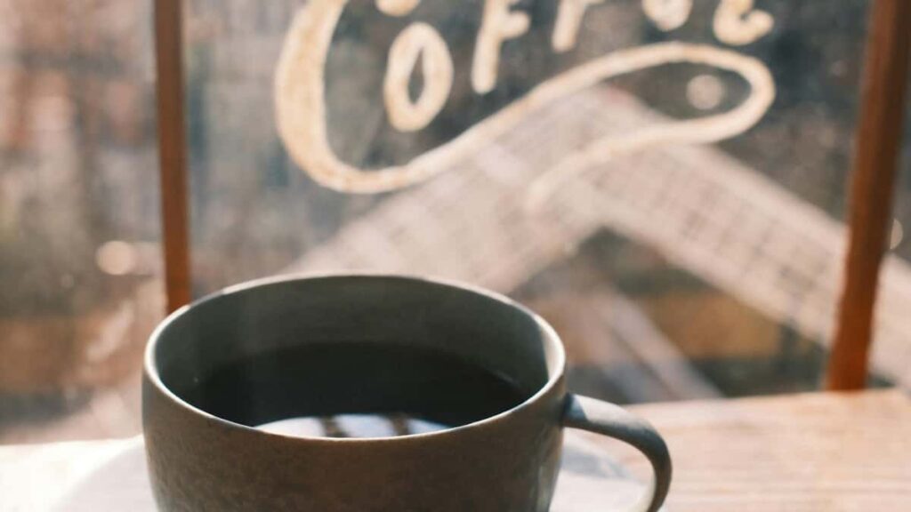 PraxisGuide fur Creator aus Osterreich: Wie du UAEFitnessMarken auf Clubhouse erreichst, verhandelst und langfristig representierst.