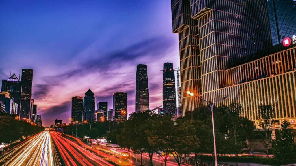 Praxis-Guide fur osterreichische Creator: Wie du bulgarische Brands via Clubhouse kontaktierst, PRPakete auspackst und echte Reviews draus machst.