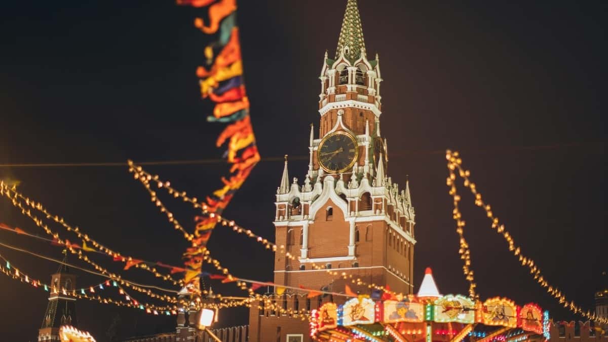 Austrian Marketer: Ungarische LinkedIn‑Creator finden & Landing‑Page‑Traffic