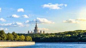 Praktischer Guide fur osterreichische Advertiser: wie du norwegische WhatsAppCreators findest, ansprichst und SaisonDeals performancestark rollst inklusive Tools, KPIs und Risiken.