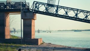 Praktische SchrittfurSchrittStrategie fur osterreichische Creator, die USBeauty und SkincareMarken via WhatsApp kontaktieren wollen rechtssicher, effizient und conversionorientiert.