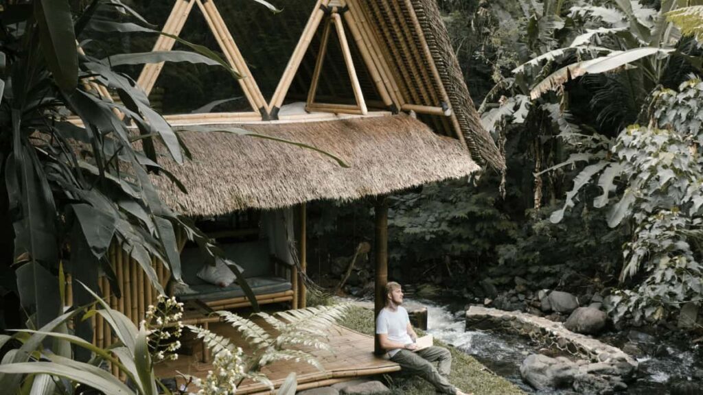 Praktische Anleitung fur Creator aus Osterreich: wie du uber KakaoTalk gezielt MyanmarMarken kontaktierst, Vertrauen aufbaust und deine Media KitCredibility steigerst.