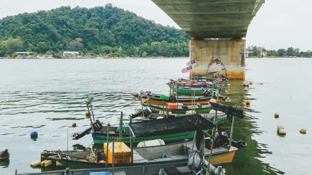 Praktischer Leitfaden: Wie osterreichische Advertiser Schweizer ShareChat-Creators finden und Beauty-Launches lokal sichtbar machen Tools, Outreach-Template und Kampagnen-Ideen.